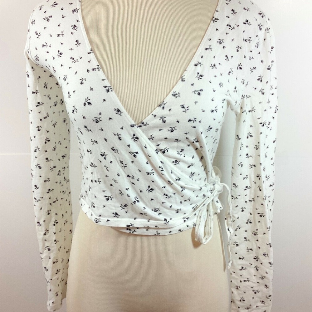 Brandy Melville wrap around top